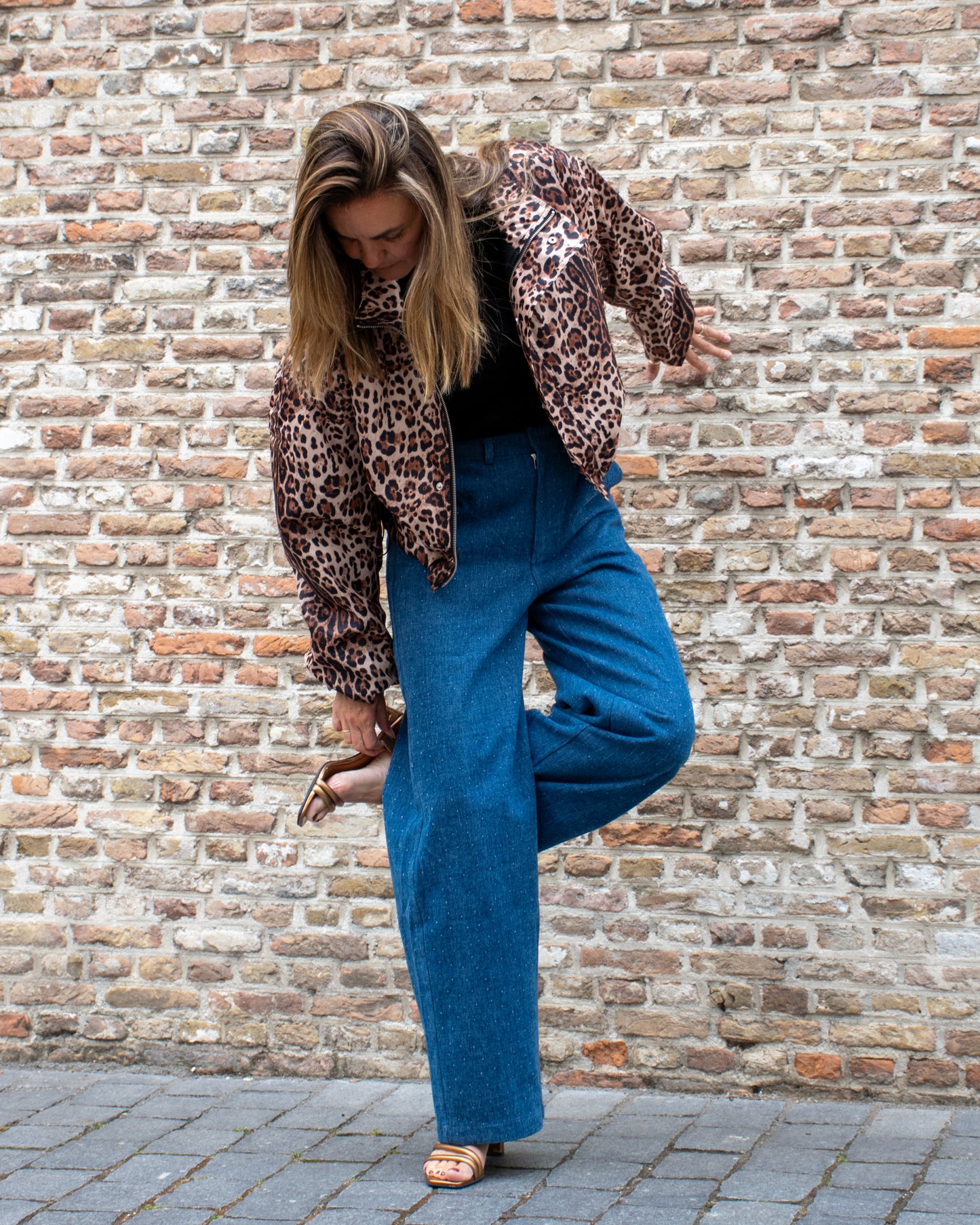Studio Amaya Bomber Feline