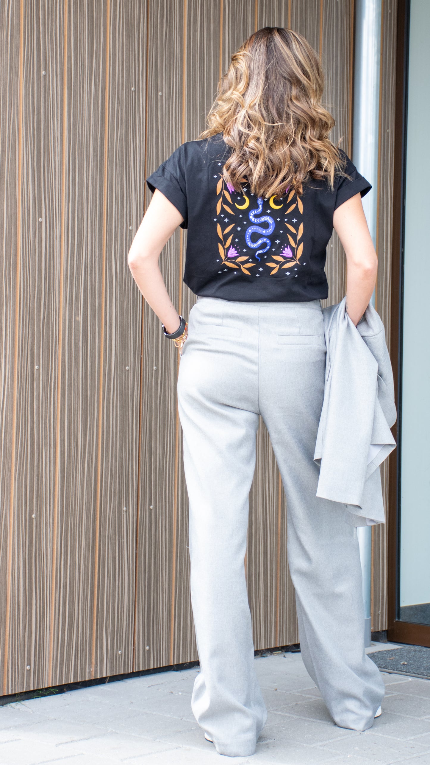 Lofty Manner - T-shirt Monika - Black