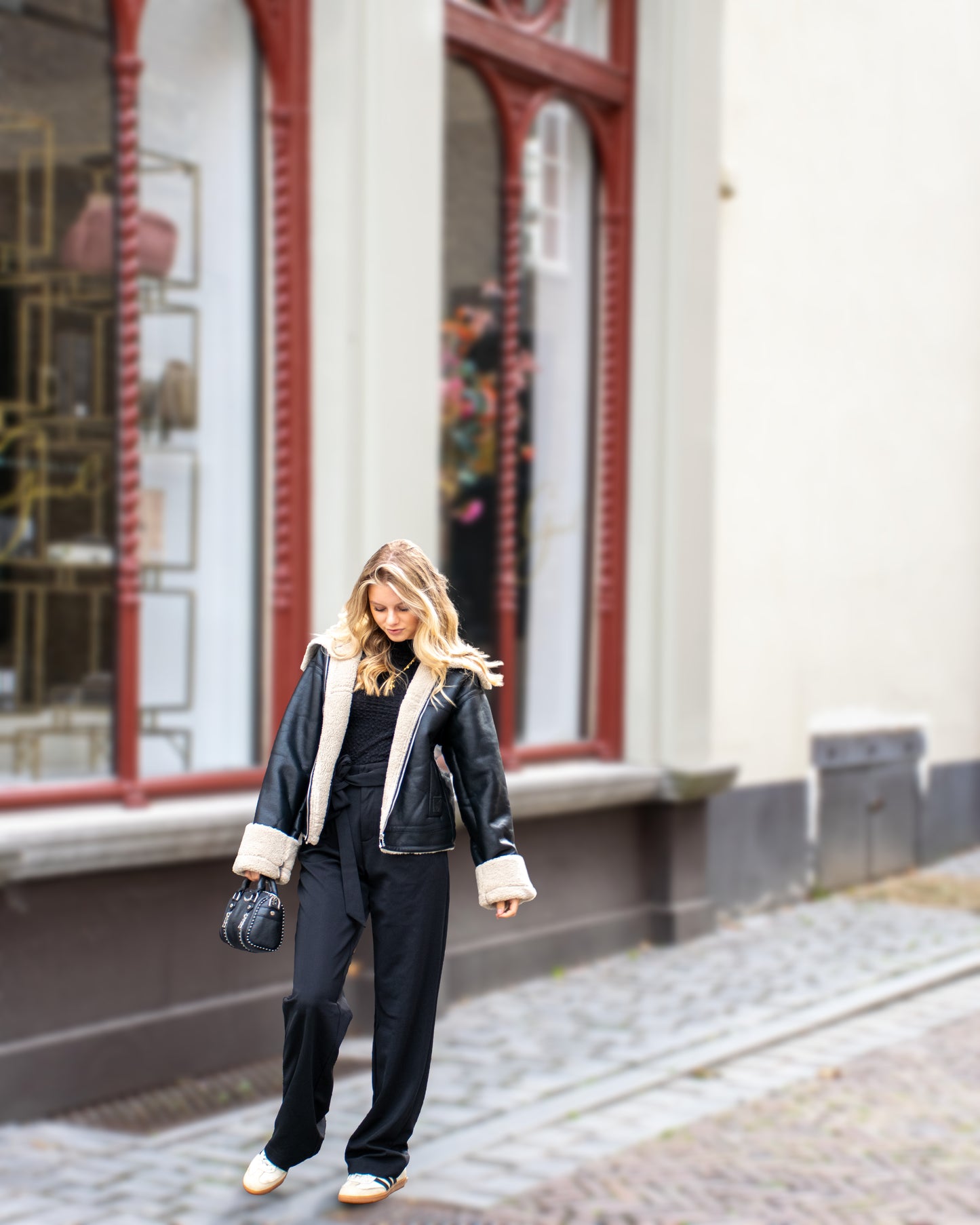 Lofty Manner - Coat Ruby - Black