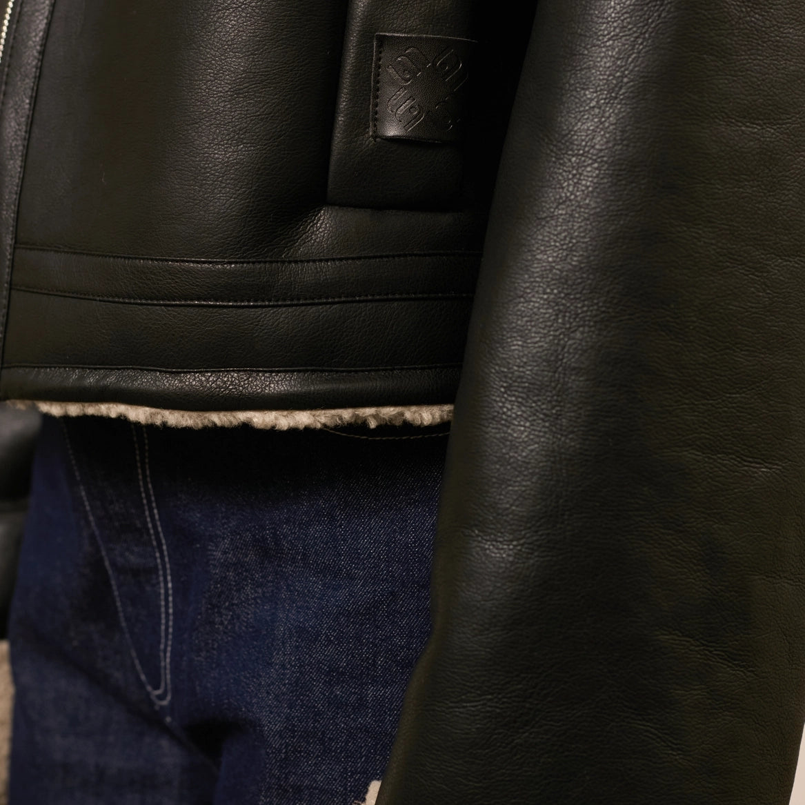 Lofty Manner - Coat Ruby - Black