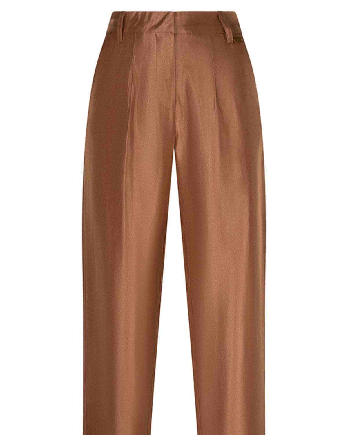 PantHelvi-CaramelRH86.2_1 features shiny brown trousers with a straight-leg cut and tailored front pleats.