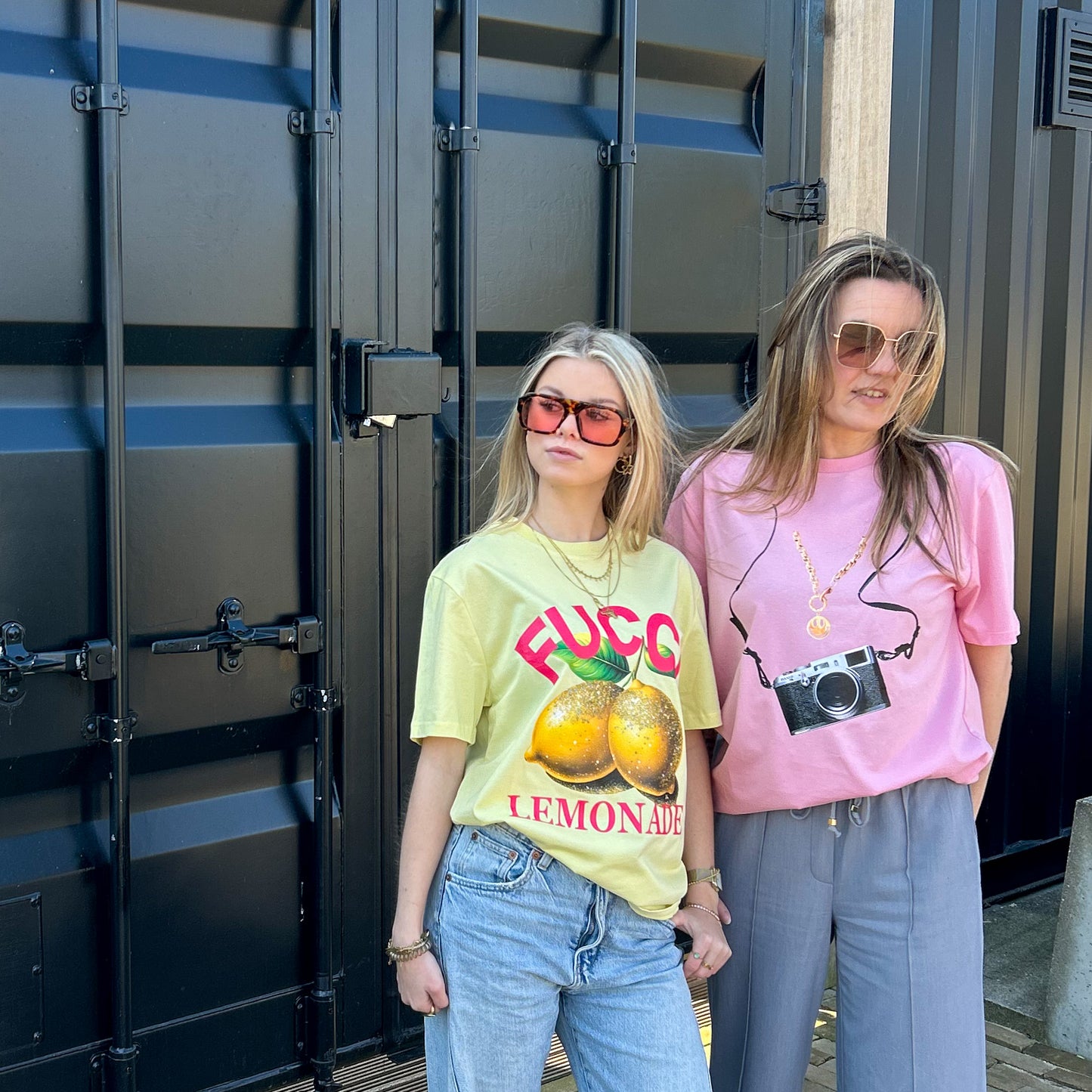 PiNNED by K T-Shirt Street Style