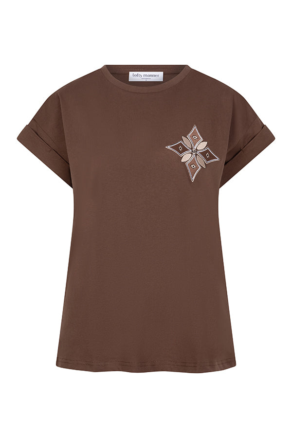 Lofty Manner - T-shirt Maysa - Ronde Hoge Hals- Bruin