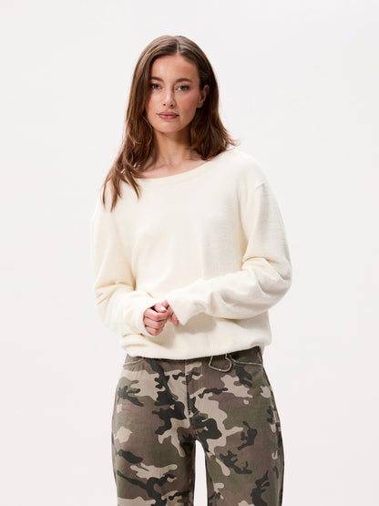 Catwalk - Junkie - Vneck - Soft Knit - Low-cut Neckline - Egret White