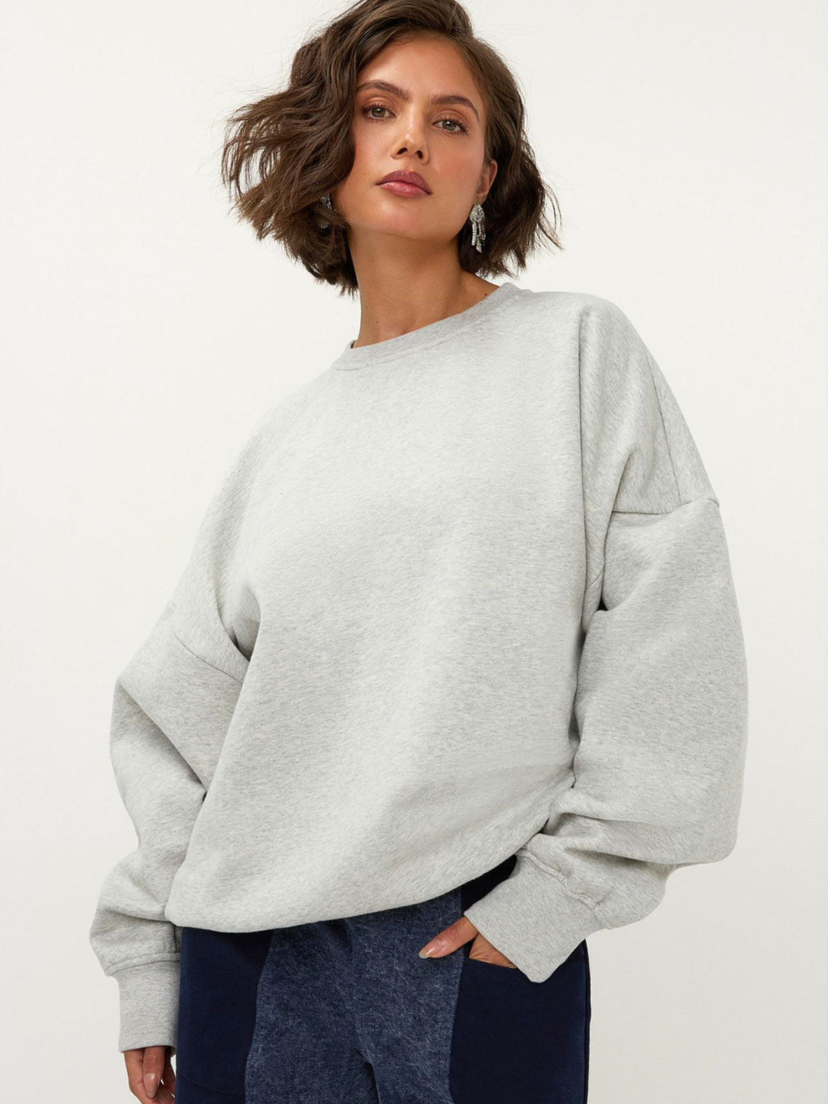 marve-amsterdam-studio-amaya-matcha-sweater-grey3
