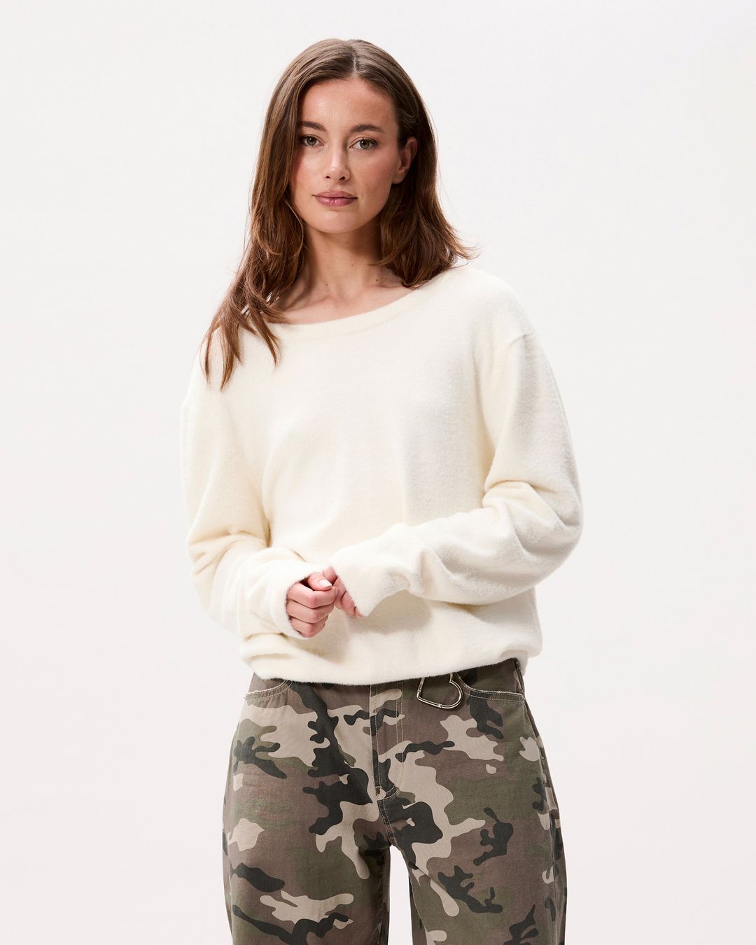 Catwalk - Junkie - Vneck - Soft Knit - Low-cut Neckline - Egret White