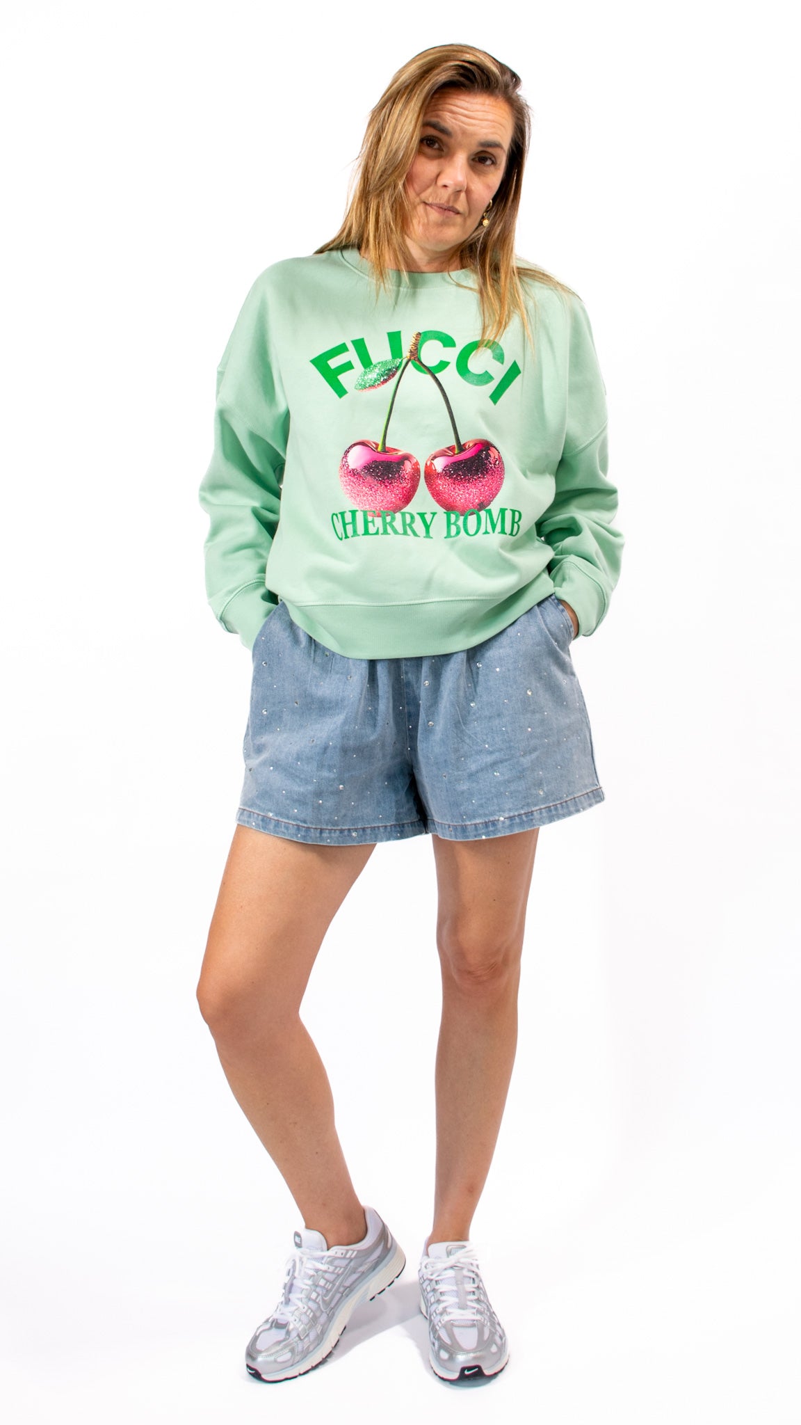 Sweater Fucci Cherry Bomb