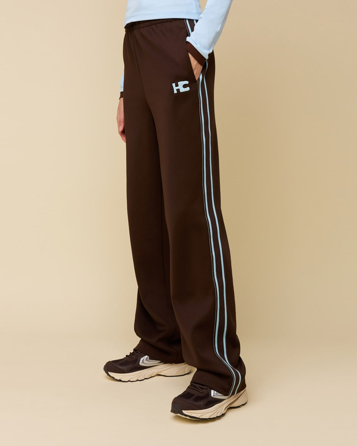 heyb-fallon-jogger-brown1
