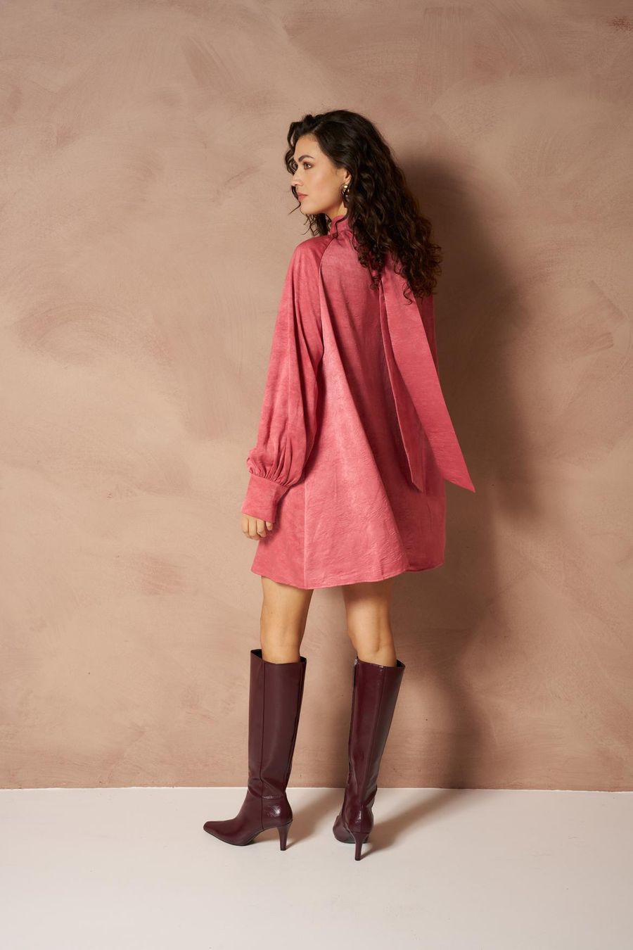 Lofty Manner - Dress Luvi - Coral