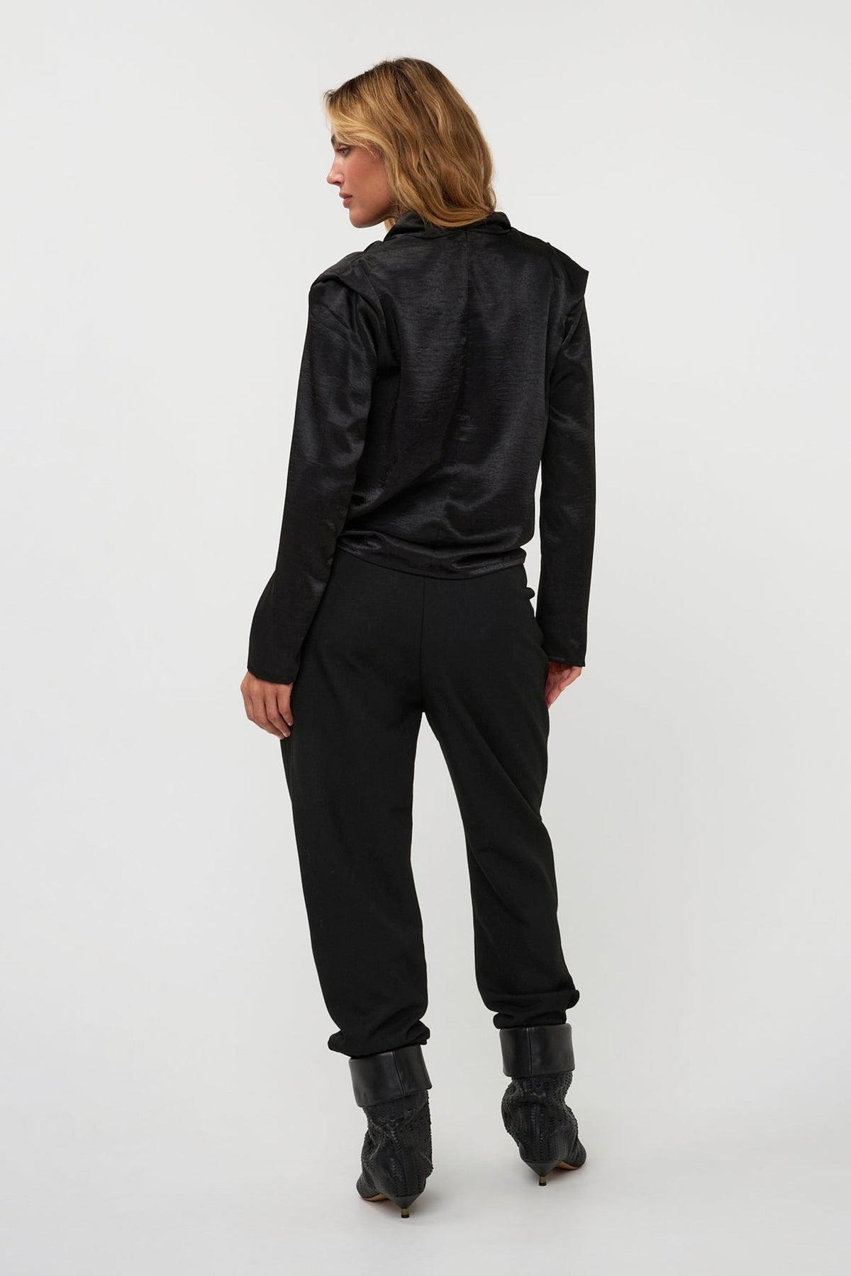 Amaya Amsterdam - Noir Blouse - Black