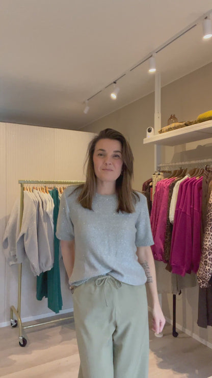 Lofty Manner - Top Tilla - Grey Silver